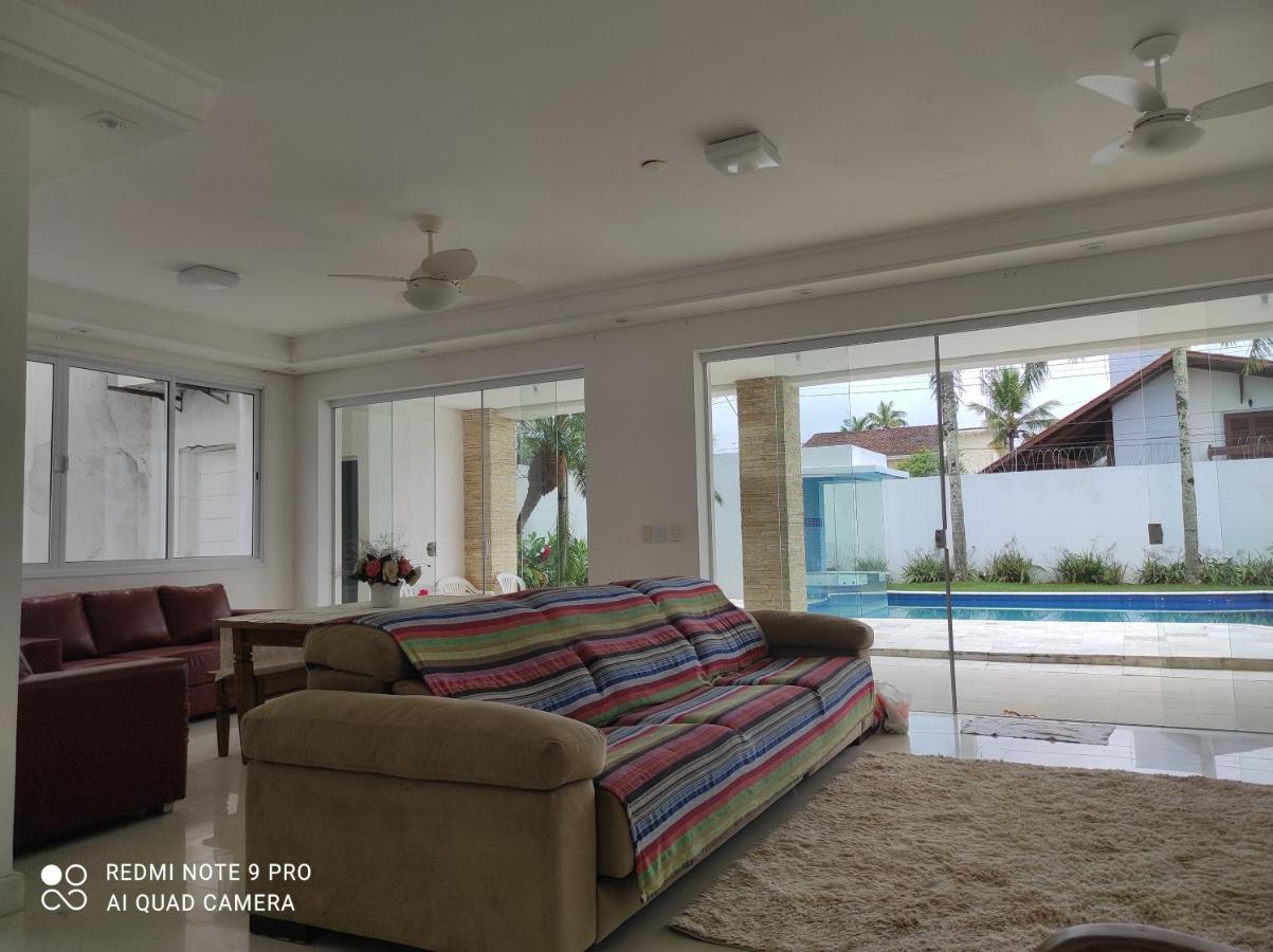 Casa Com Piscina A 150M Da Praia Da Enseada غوارويا المظهر الخارجي الصورة